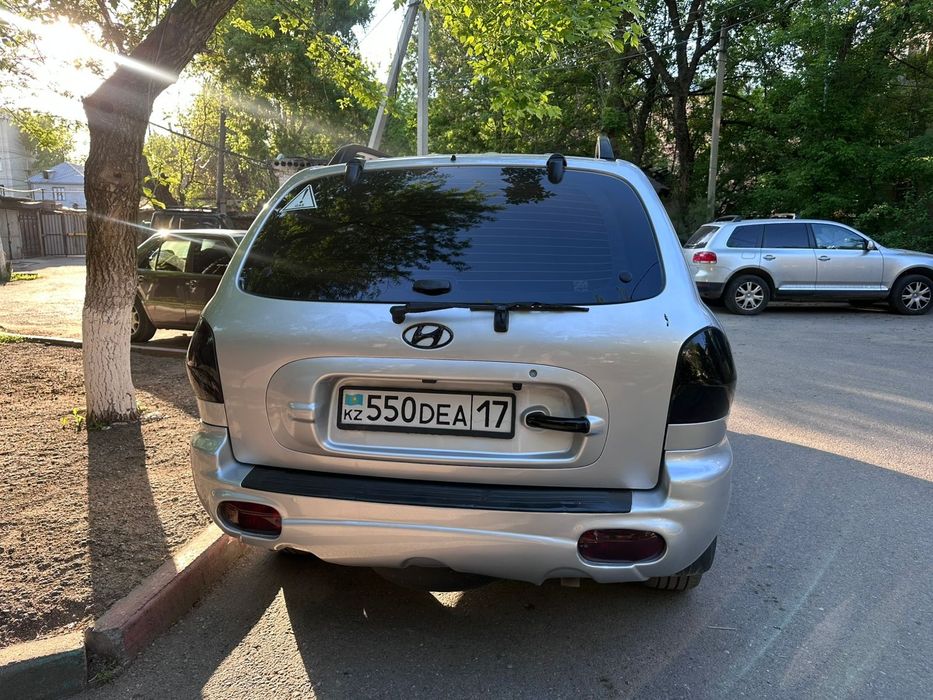 Hyundai Santa fe 1