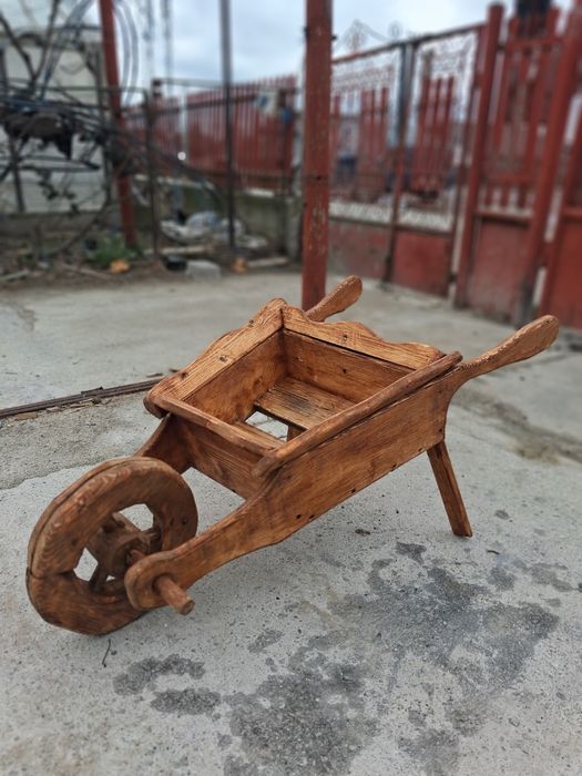 Roaba de gradina  dimensiuni 100 lungimd. 40 latime