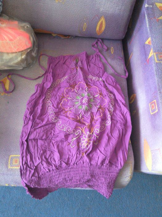 Блузки в  школу разные