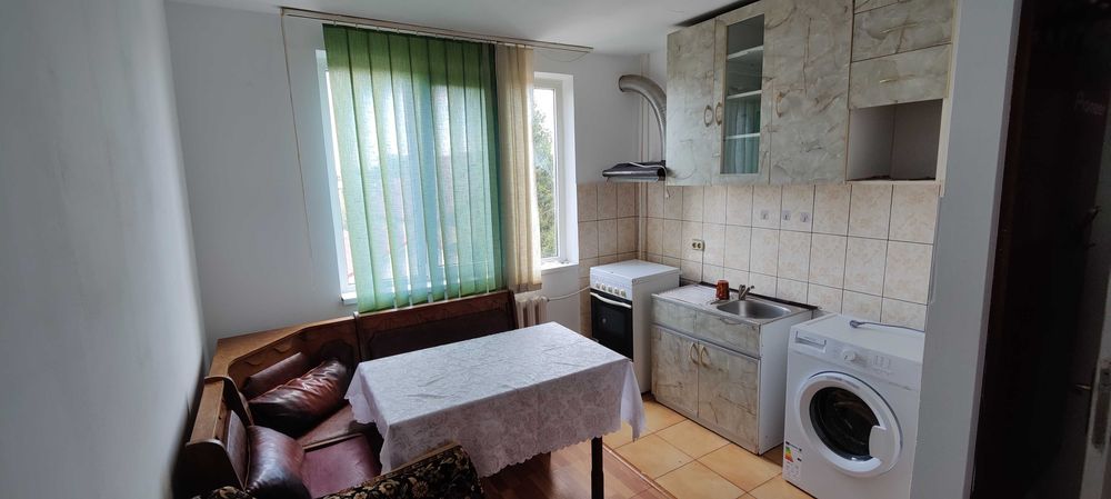 Inchiriez garsoniera et.2 - zona paco-scoala 7