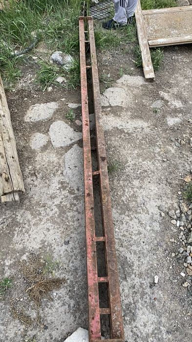 Продам металический швелер