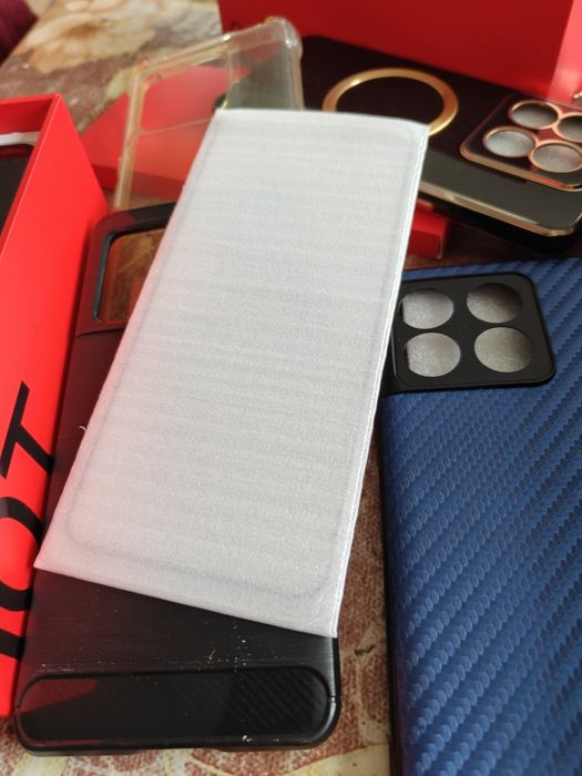 Продавам One plus 10Т