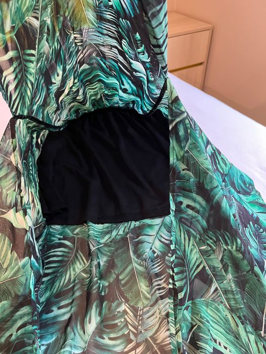 Rochie maxi, lunga cu model exotic floral