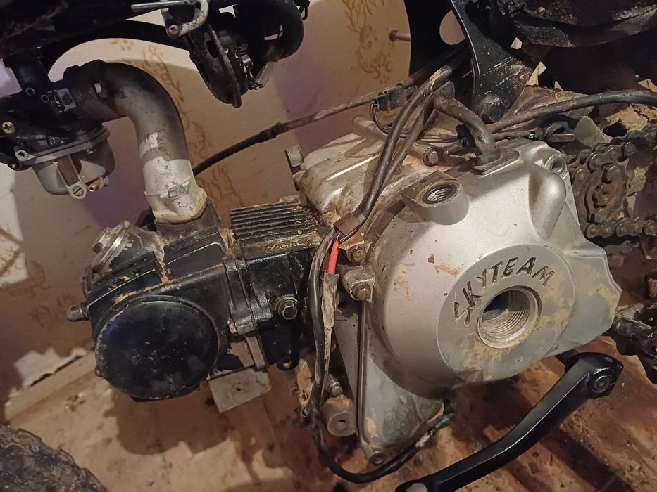 Vând motor de 125cc 4t