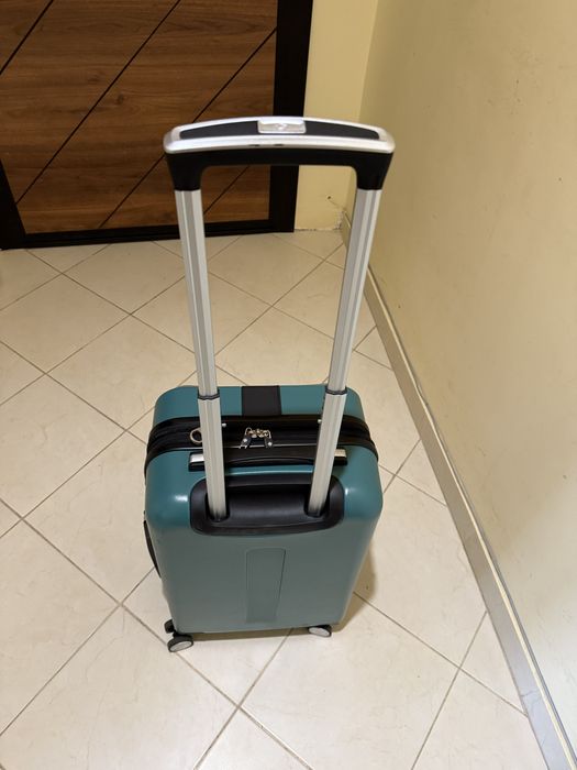 Чисто нов оригинален Samsonite куфар