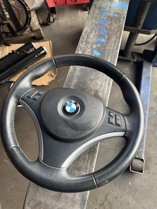 Volan Sport BMW E90 E91 E87 E84