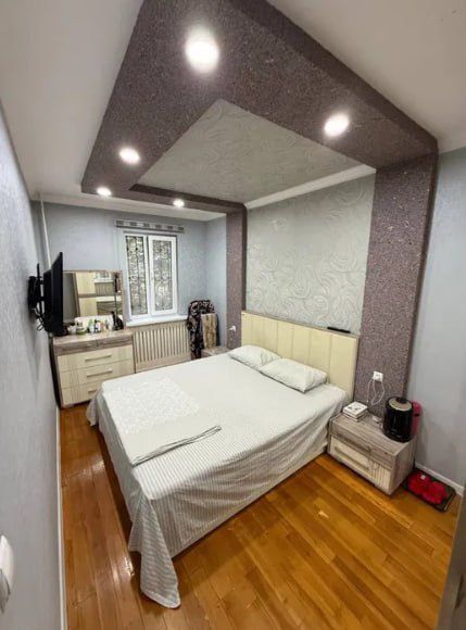 Квартира на Эльбек под офис 3/1/9 общ пл 72м ,ор-р Первушка