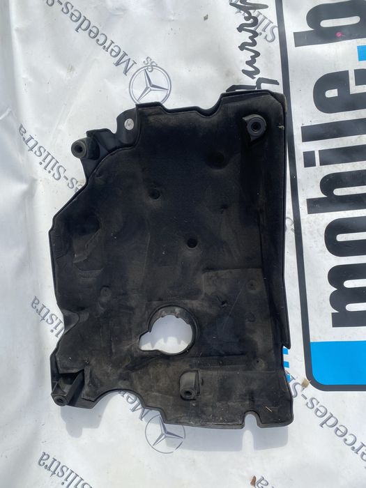 Капак двигател  Мерцедес Спринтер W906