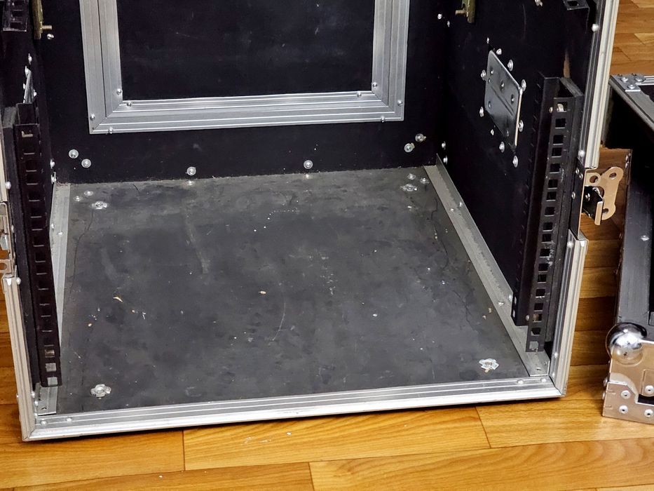 Туровый кейс для микшера и усилителей