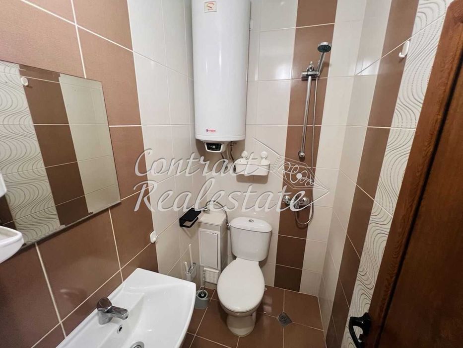 Дава се под наем Двустаен апартамент в Варна, Център - 35 кв.м за 357 € - Снимка #6