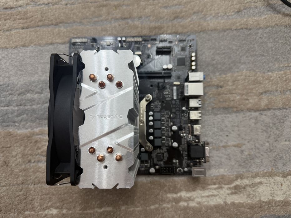 Продам Core i5 12400 комплект