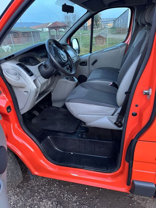 Opel vivaro 2.0 115cp