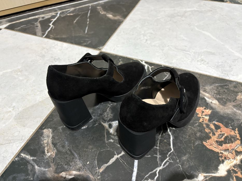 Туфли черные замшевые