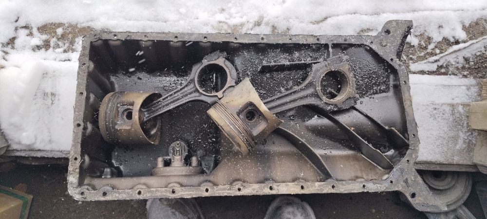 Поддон Мерседес 102