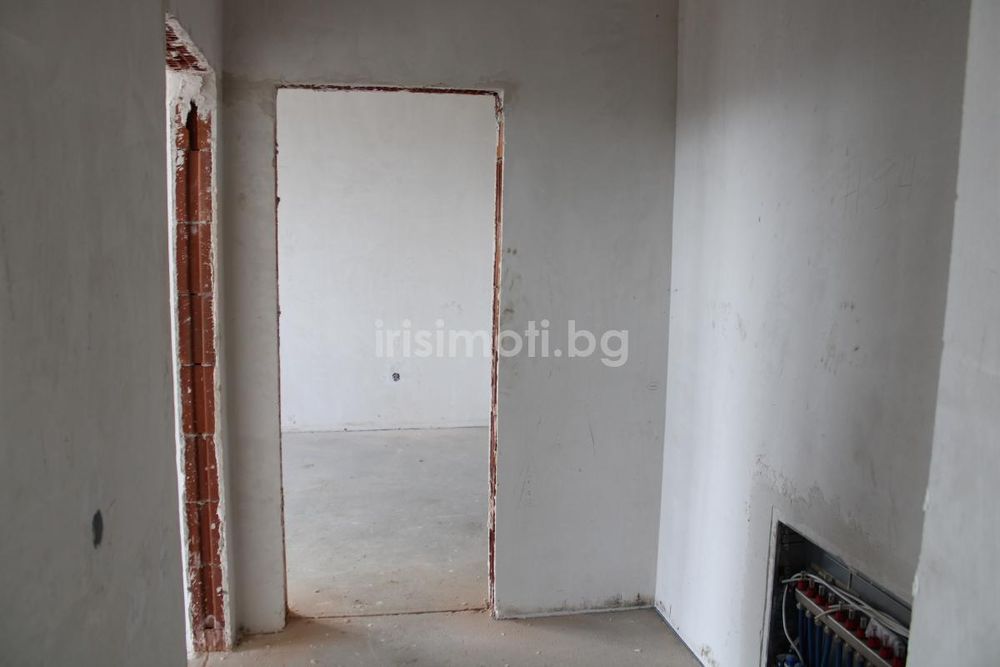 Продава се Къща в с. Бистрица, Област София-град - 302 кв.м за 1020 €/кв.м - Снимка #10