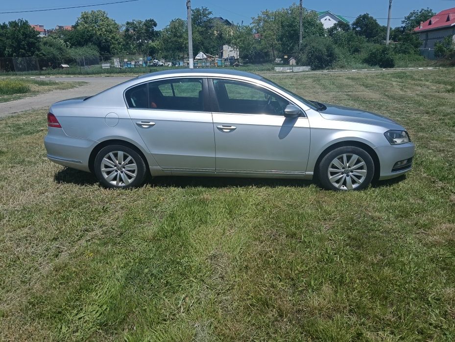 VOLKSWAGEN Passat 2011 — imagine 4