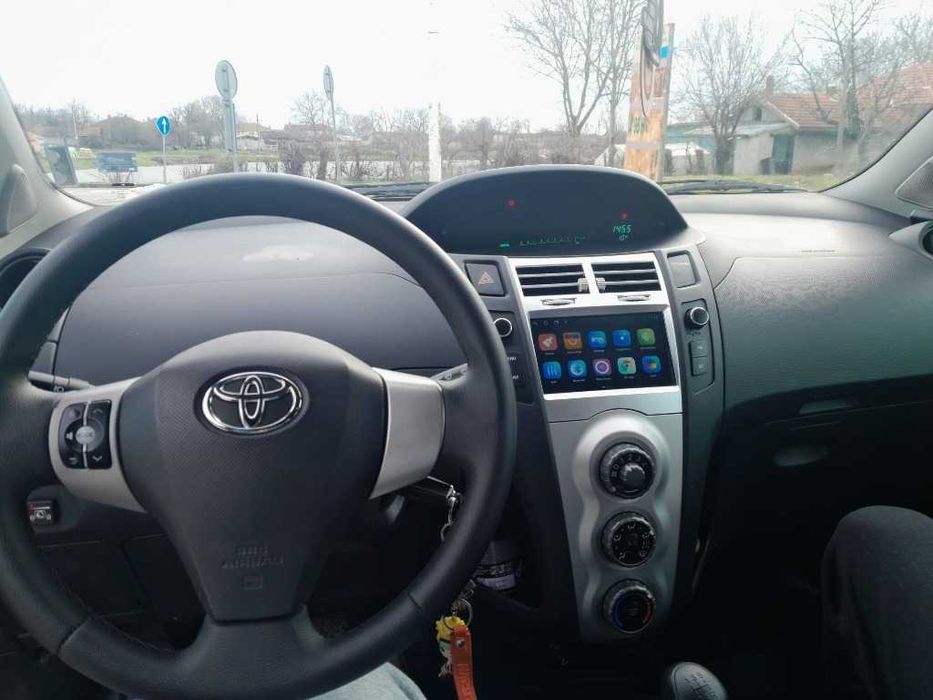 Toyota Yaris 1.3 VVT-i