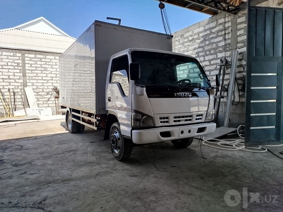 Isuzu avtobusdan terilgan mator karobka zadni moʻs avtobus 2007yil