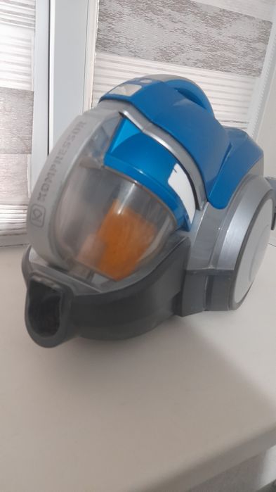 Продам пылесос LG 2000W