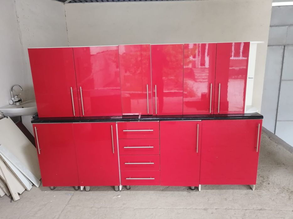 Кухонные гарнитур