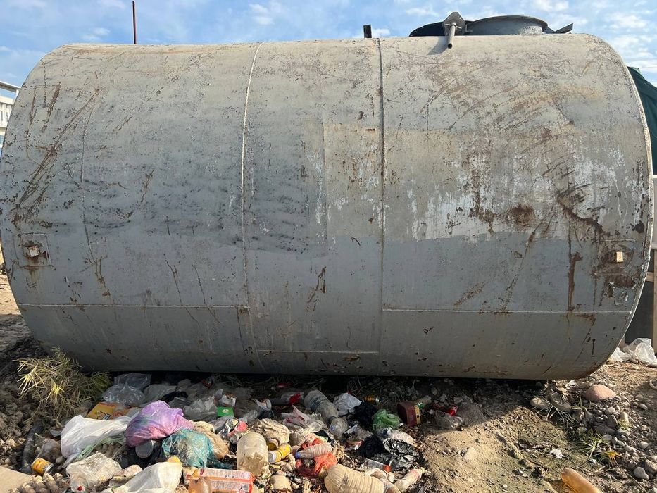 Xarxil yomkost sisternalar bor sotiladigani bolsa gaplashamz