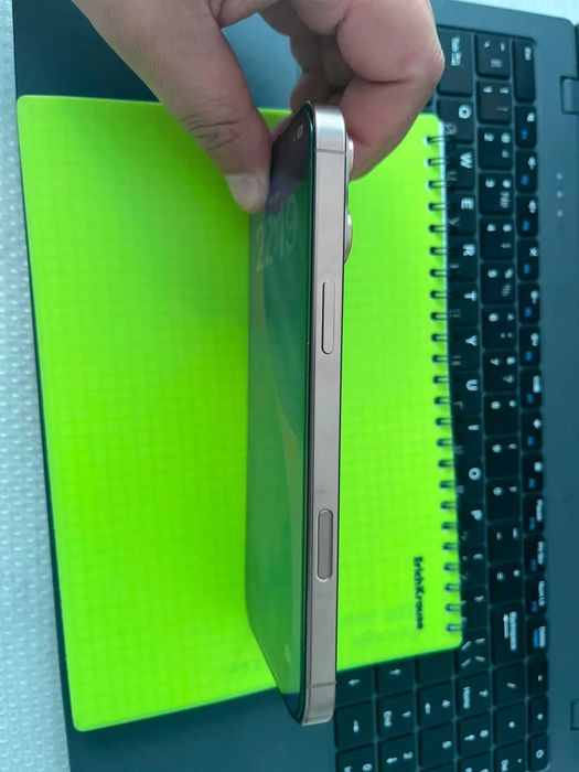 Продам iPhone 16 Pro Max 512 GB