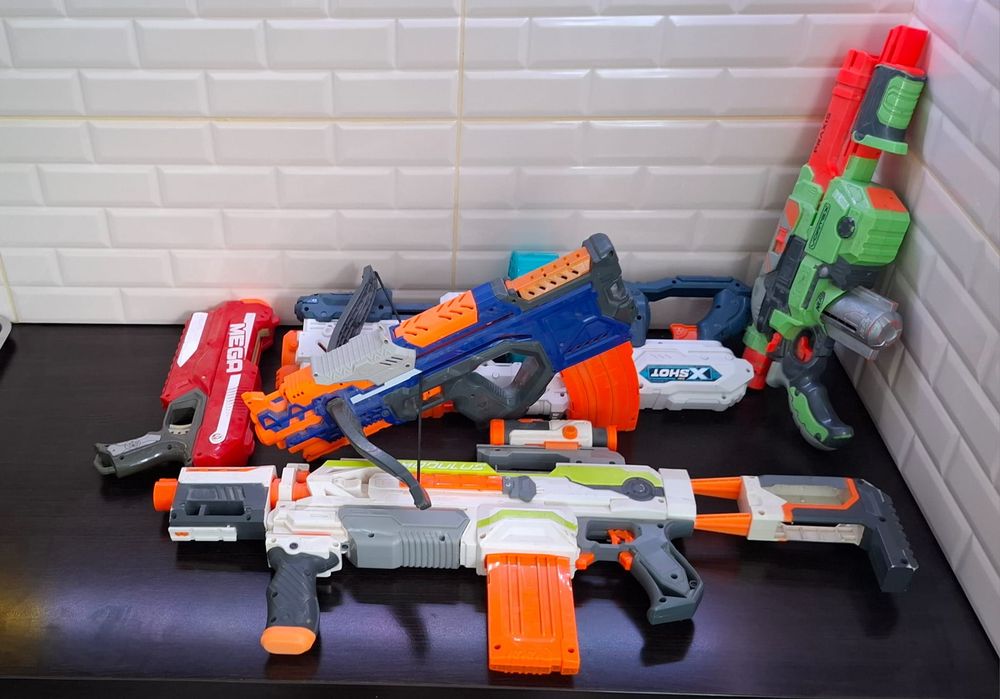 Set 5 puști NERF!