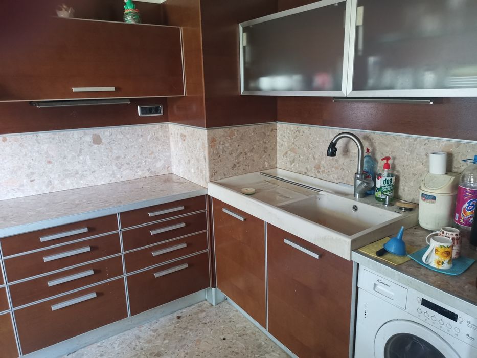 Ъглова кухня 5,20 м