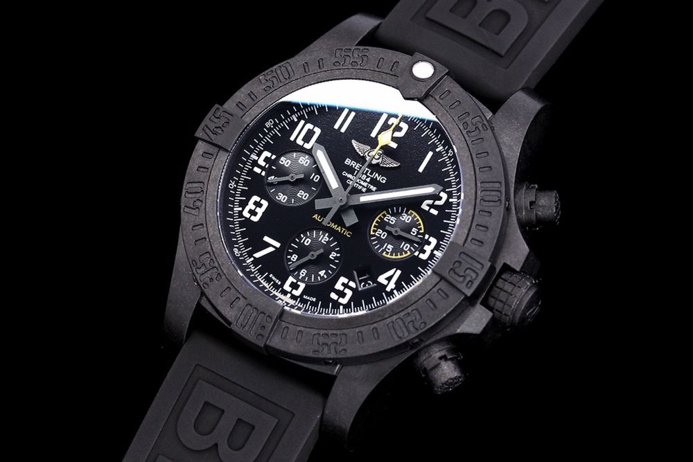 Часовник Breitling Avenger