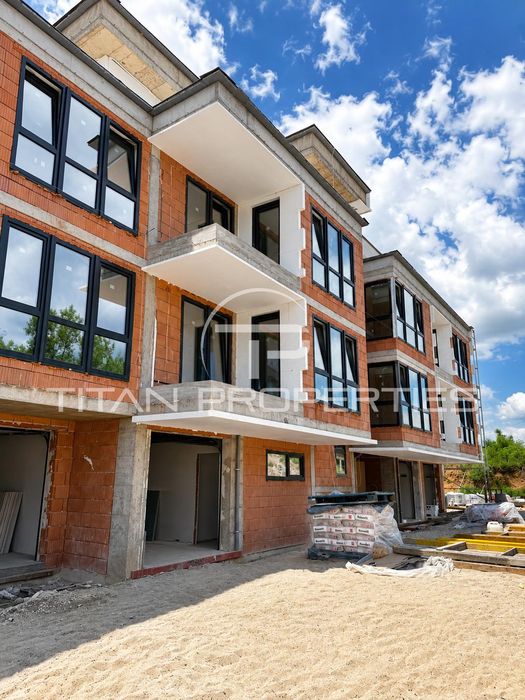 Тристаен за продажба в ж.к. Малинова долина