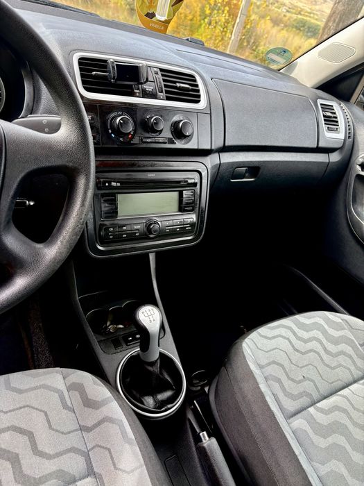 SKODA Fabia 2009 — imagine 5