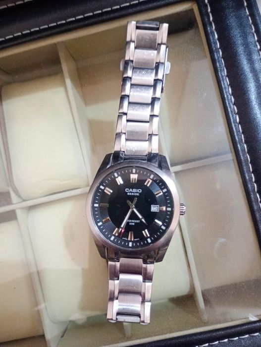 Мъжки часовник Casio в отлично състояние