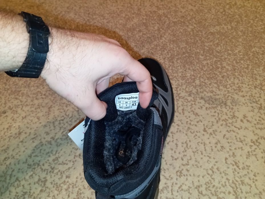 Încălțăminte iarnă mărime 43