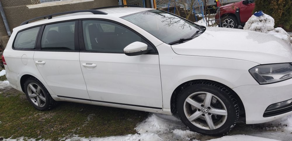 Volkswagen Passat B7, an 2014,  2.0tdi, 140CP
-An fabricație: 2014
-No
