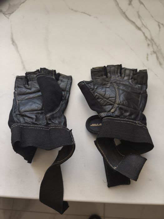 Кожени ръкавици без пръсти за трениране