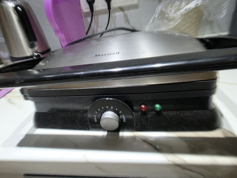 Грильница Maxwell в отличном состоянии