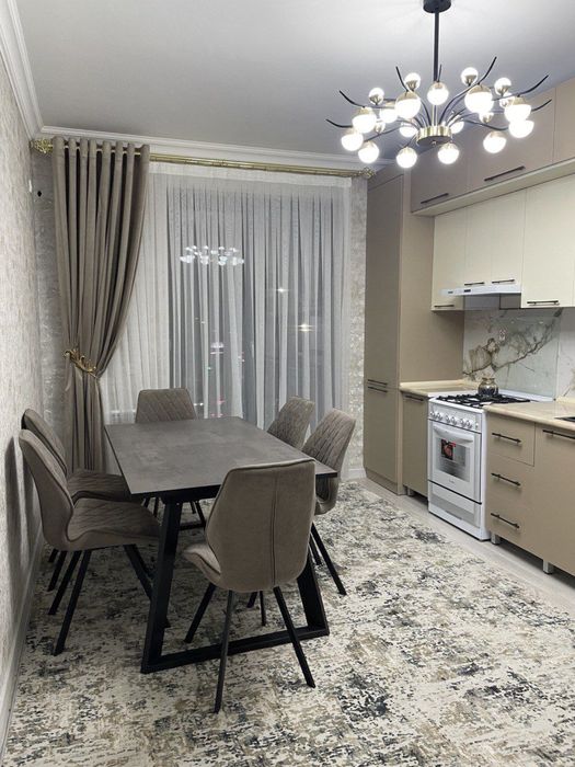 Аренда.  Евро ремонт 1 комнатная в Центре города.