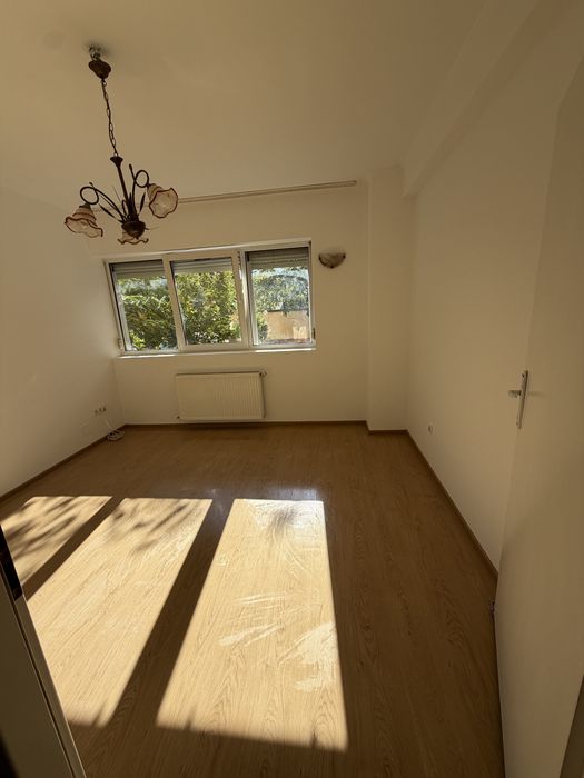 Vand apartament cu o camera