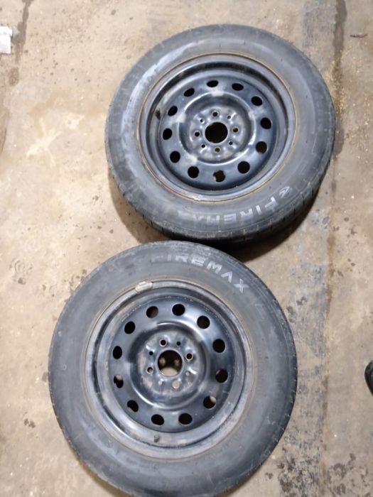 Шины с дисками 14 , 2 шт 20000