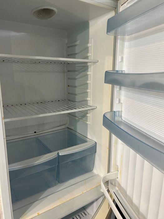 Продам холодильник в рабочем состояний