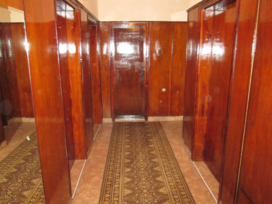 Дава се под наем Тристаен апартамент в Видин, Център - 120 кв.м за 280.5 € - Снимка #17