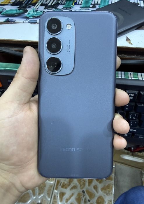 Texno Spark 40 pro plus