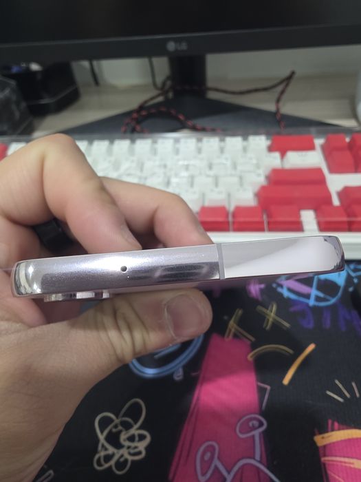 Продам Samsung galaxy s23 plus 512gb