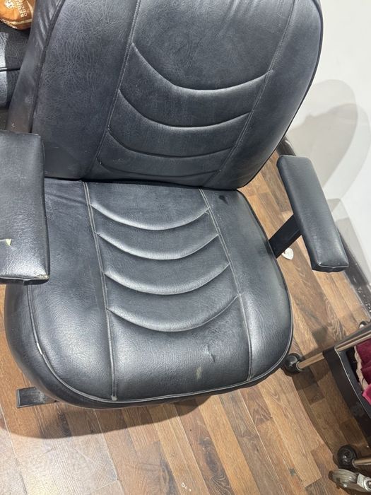 Ажиданя стул кресло