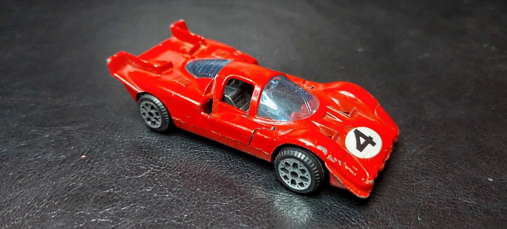 метални коли 1:43