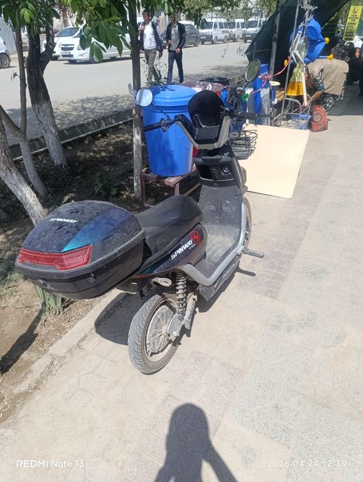 Skuter taza kelisib beremen 600 km jurgeni