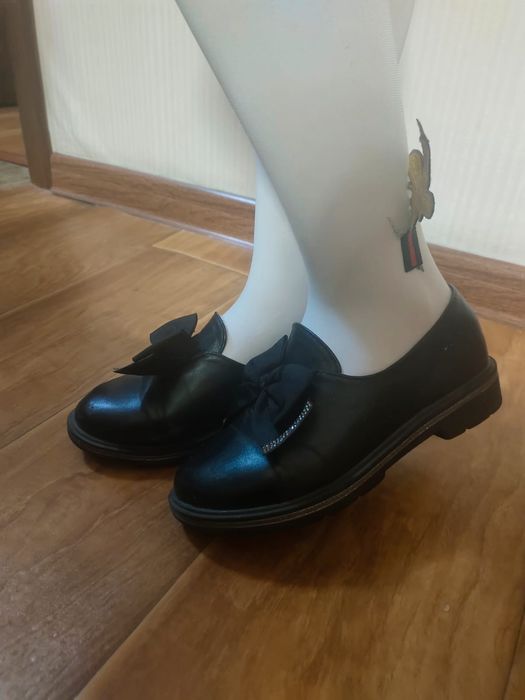 Туфли школьные на девочку 33рр