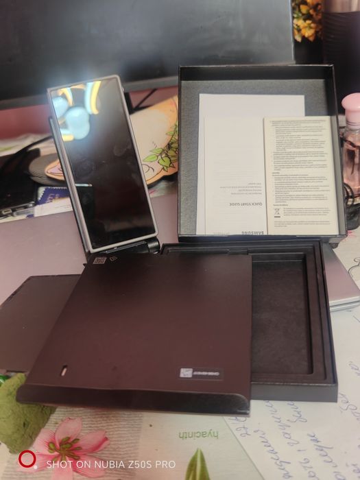 Смартфон Самсунг Galaxie Z Fold6