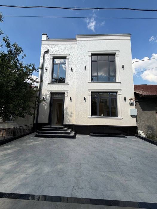 Продаю Таунхаус 450 м² в премиум-сегменте — редкое предложение!