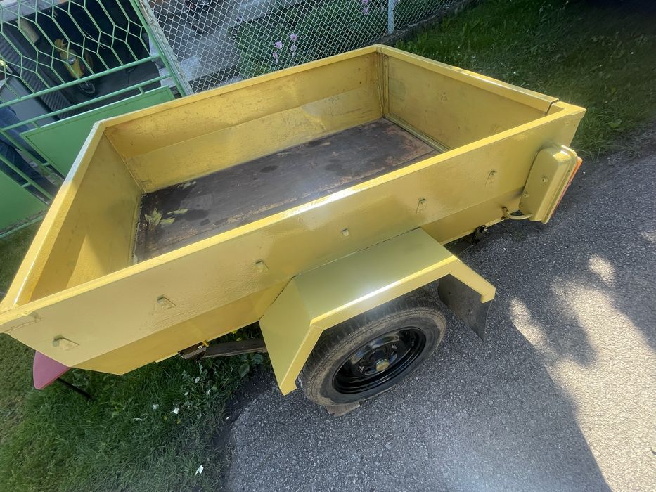 Ремарке за лек автомобил